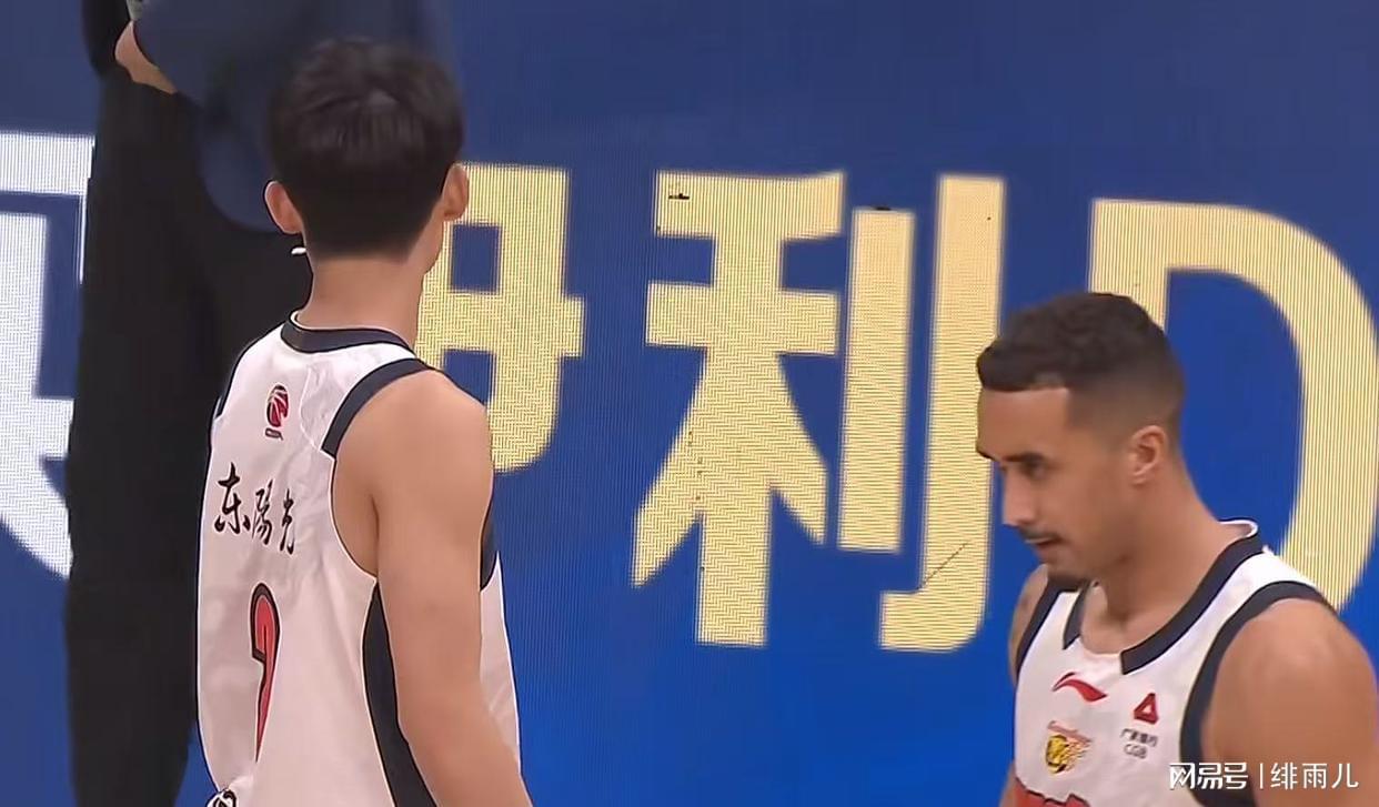 开云体育下载-太适合广东队！男篮强力锋线打出身价，这可是联盟第一大前锋！